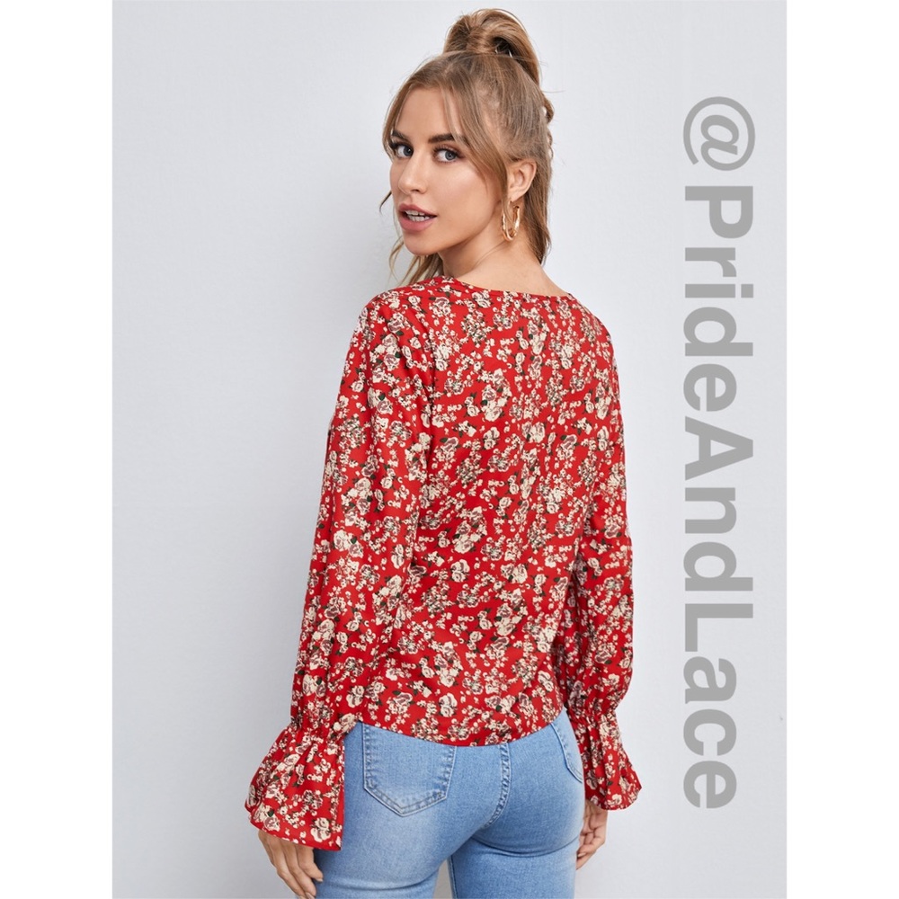LAST 1️⃣ 🤍Red V-neck Flounce Sleeve Floral Print Top - Picture 3 of 8